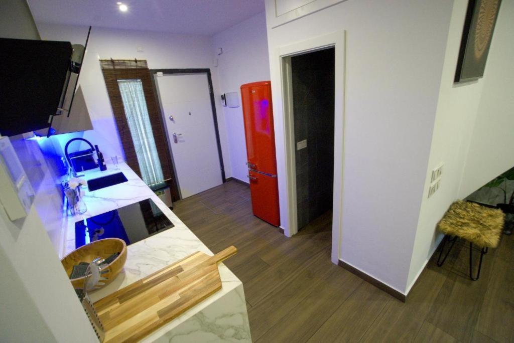 Rentalsevilla Looks Pretty And Modern Apartamento